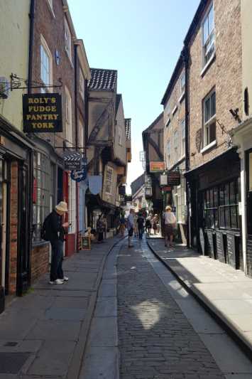 Outside Roly's Fudge Pantry - yummy